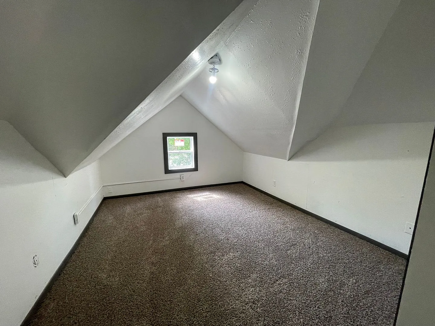 3 Bed House near Park — Photo 4