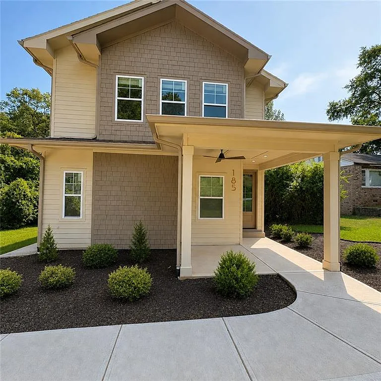 3 bed, 3.5 bath, 1720 sqft, $2,800 — Photo 1