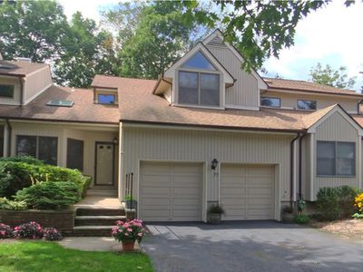 77 Bentley Dr, Franklin Lakes, NJ, 07417