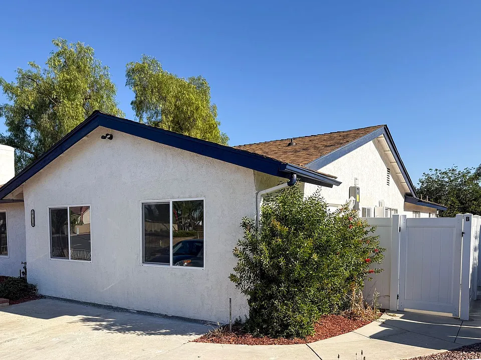 27318 Cabrillo Dr