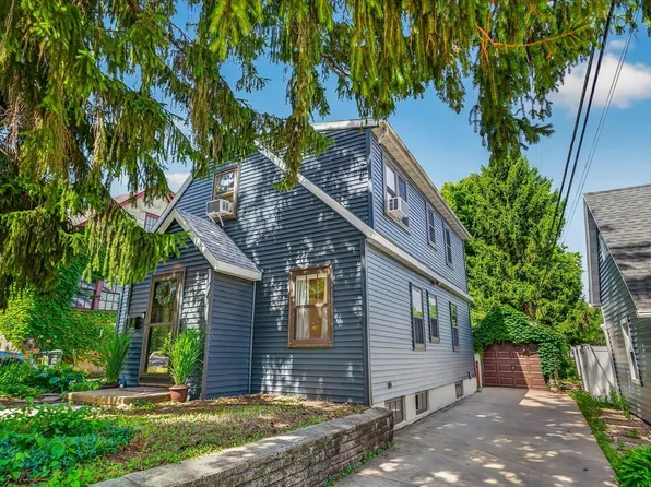 12 Farley Ave, Madison, WI 53705