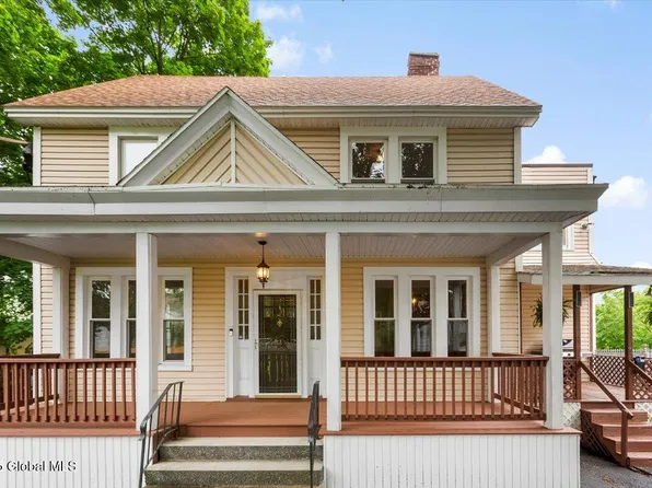 69 1/2 Saratoga Avenue, Waterford, NY 12188