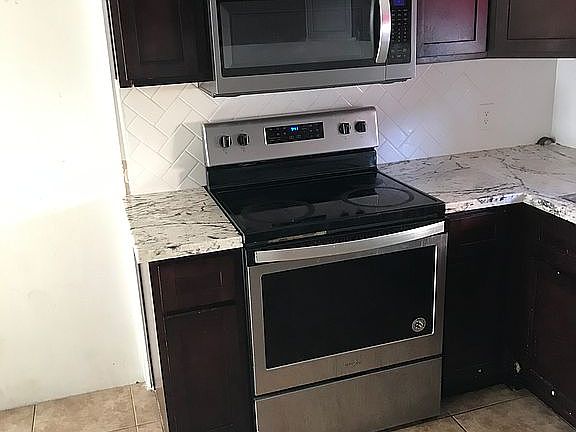 4th image of 3873 E Holland Ave