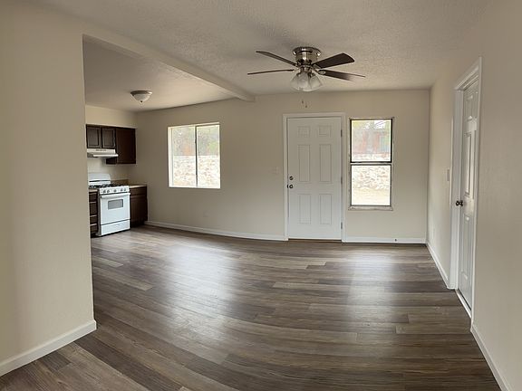 5th image of 5163 Mace St