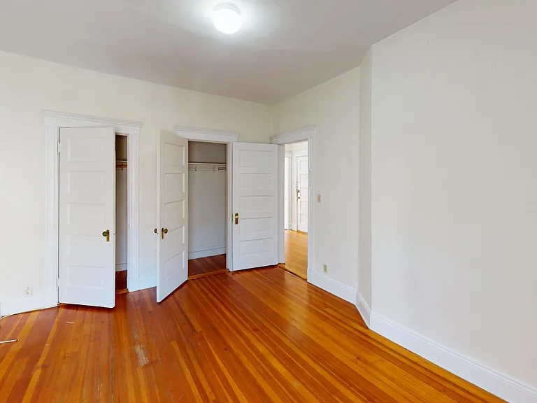19 Mount Hood Rd #5 — Photo 7