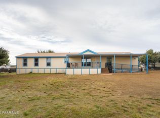 20879 E Sierra Dr, Mayer, AZ 86333