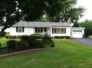 2800 Lyell Rd, Gates, NY 14606