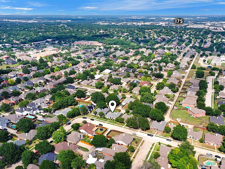 4305 Durango Ln — Photo 28