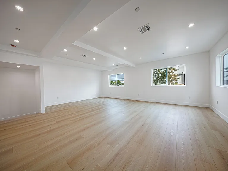 2026 Luxury 3, 4 & 5 Bed Townhomes — Photo 114
