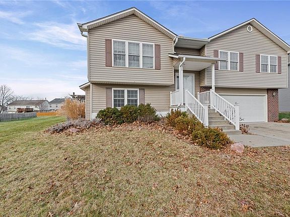 3rd image of 3212 Morton Ln