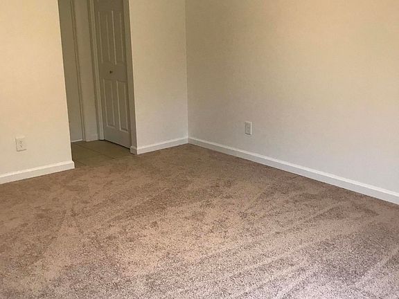 5th image of 1 Mill Cir