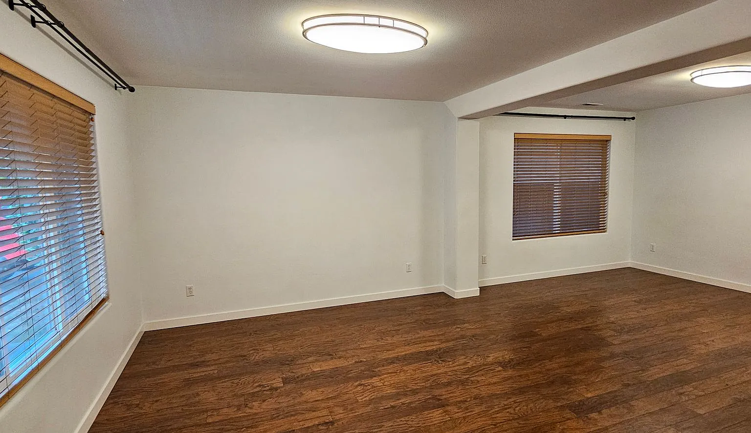 WoodCreek 4 Bedroom — Photo 4