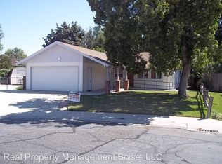 1910 N Blossom Pl, Meridian, ID 83646