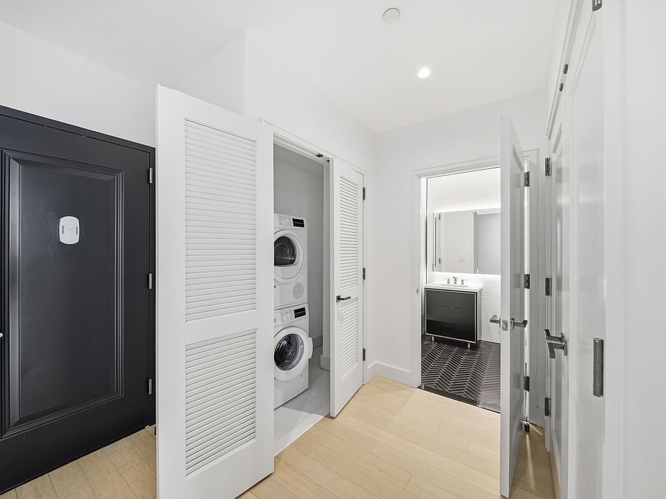 1st image of 30 Morningside Dr APT 429