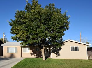 424 Parkland Dr, Aztec, NM 87410