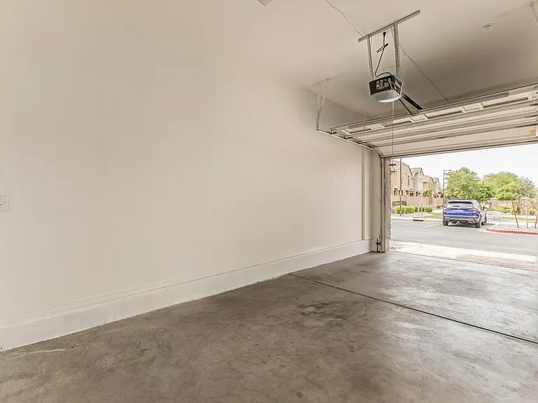 1350 S Greenfield Rd #2205 — Photo 25