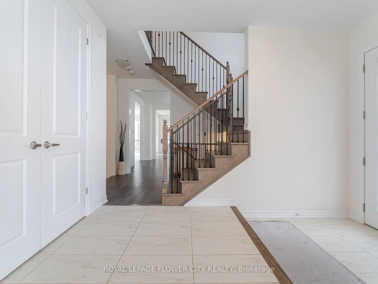 4 bed, $3,400 — Photo 3
