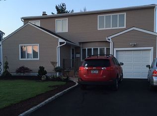 3664 Prairie Path, Bethpage, NY 11714