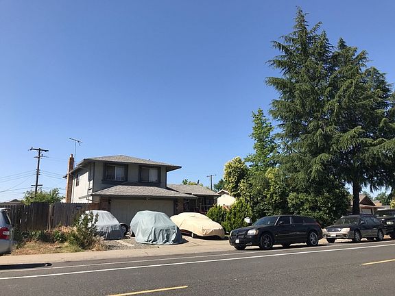 2nd image of 10005 Vanguard Dr