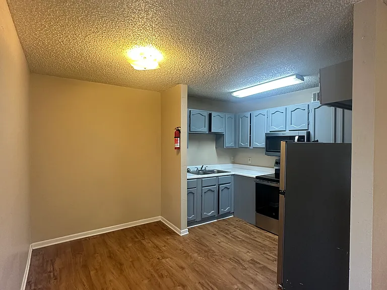 19221 San Marcos Hwy #B2 — Photo 9