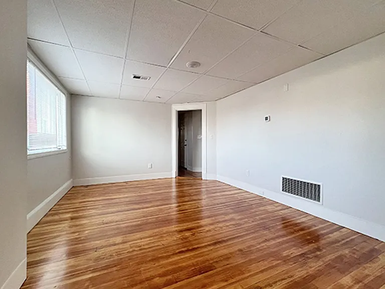 278 Cabot St #3-A — Photo 16