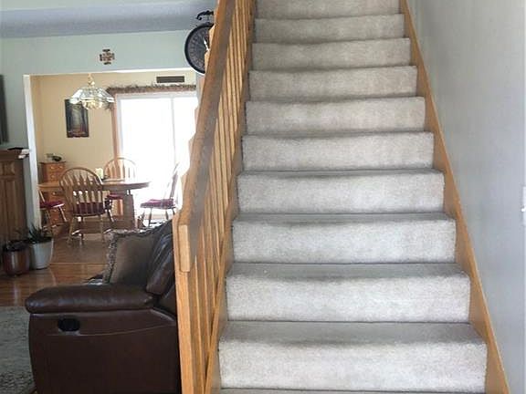 2nd image of 402 N 16th St