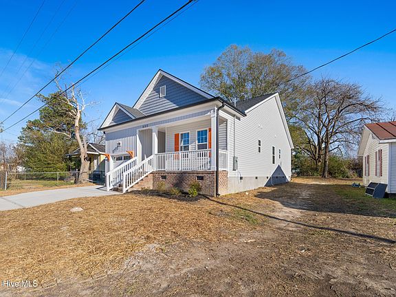 4th image of 608 S Goldsboro Street