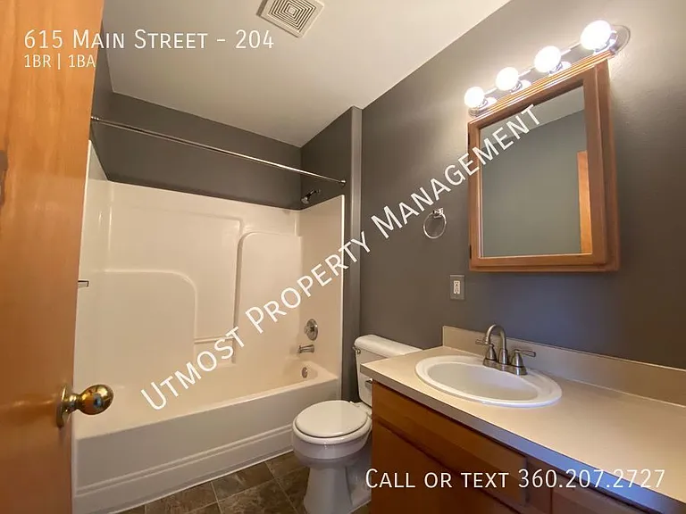 615 Main St #204 — Photo 9