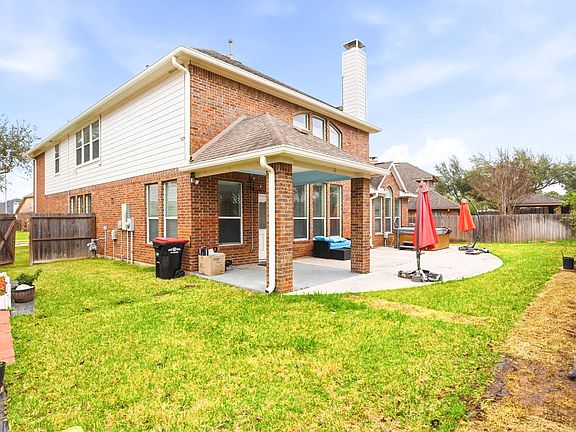 3rd image of 5002 Rollingstone Rd