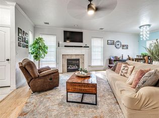 3812 New London Ave, Moore, OK 73160