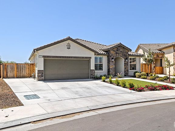 3rd image of 9101 Willow Terrace Dr