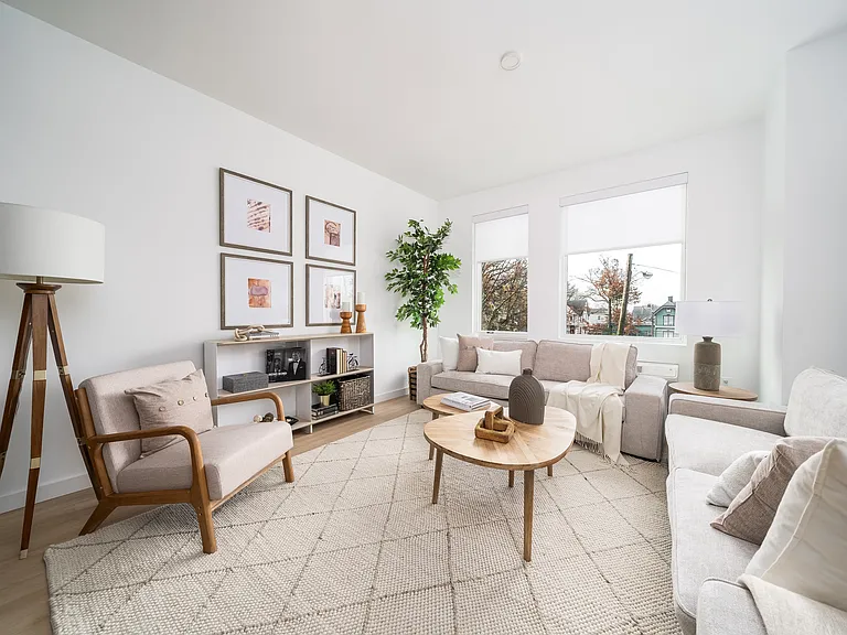 1008 South Ave #208 — Photo 9