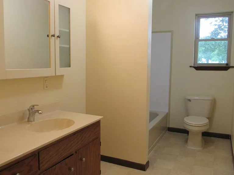 13501 Lower Steel Bend Rd — Photo 34