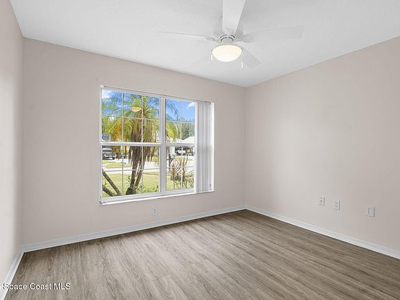 4th image of 4664 Grand Meadows Blvd