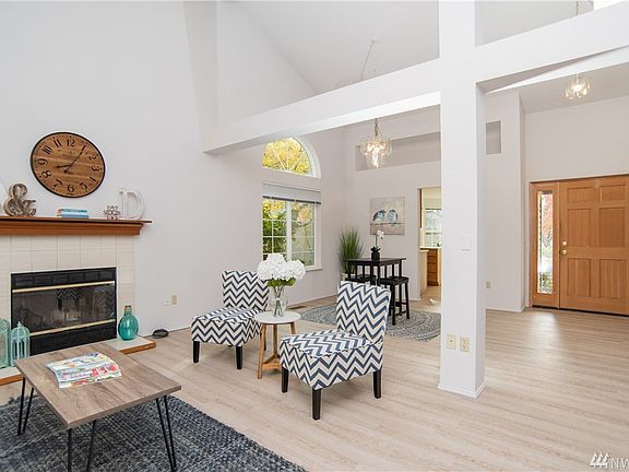 4th image of 24340 SE 41st Ln #35