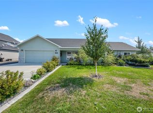 3429 W Glenmoor Dr, Moses Lake, WA 98837