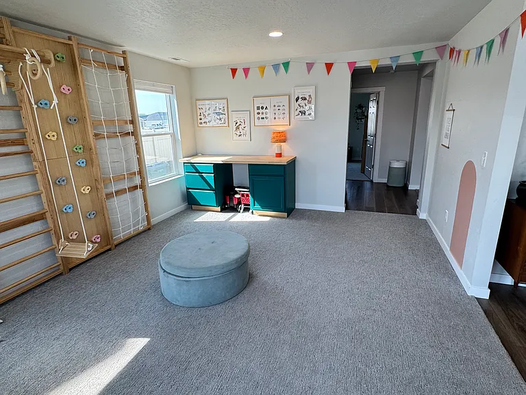 2156 W Arya St — Photo 13