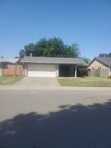 2434 Stokewood Way Photo 1