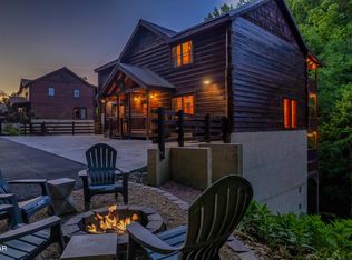 2765 Green Mountain Way, Sevierville, TN 37876