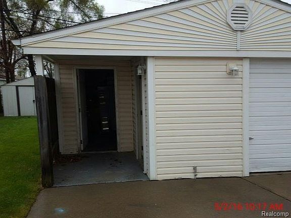 2nd image of 27047 Nanton St