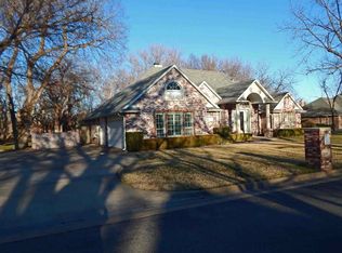 2125 Maple Leaf Cir, Enid, OK 73703