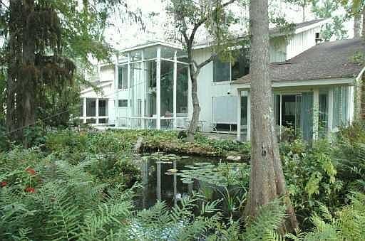2nd image of 4 Dogwood Dr