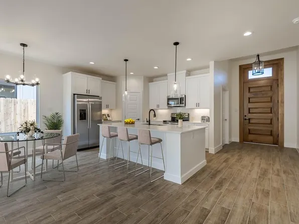 705 Wedgewood Ln, Fredericksburg, TX 78624