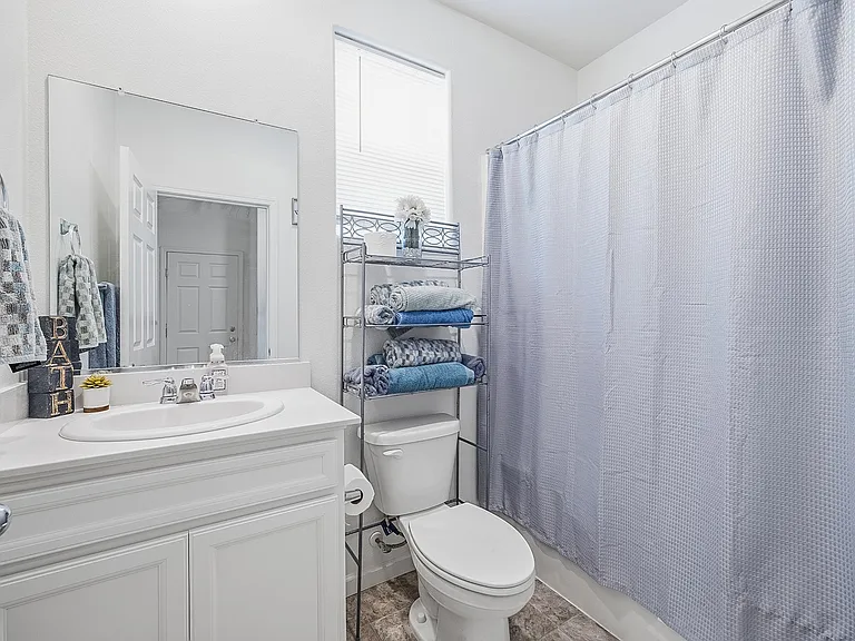 2254 S Lebec St — Photo 10