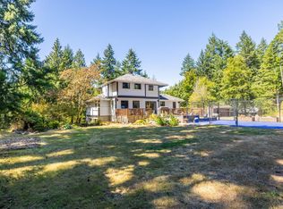 1725 Millstream Rd, Highlands, BC V9B6E7