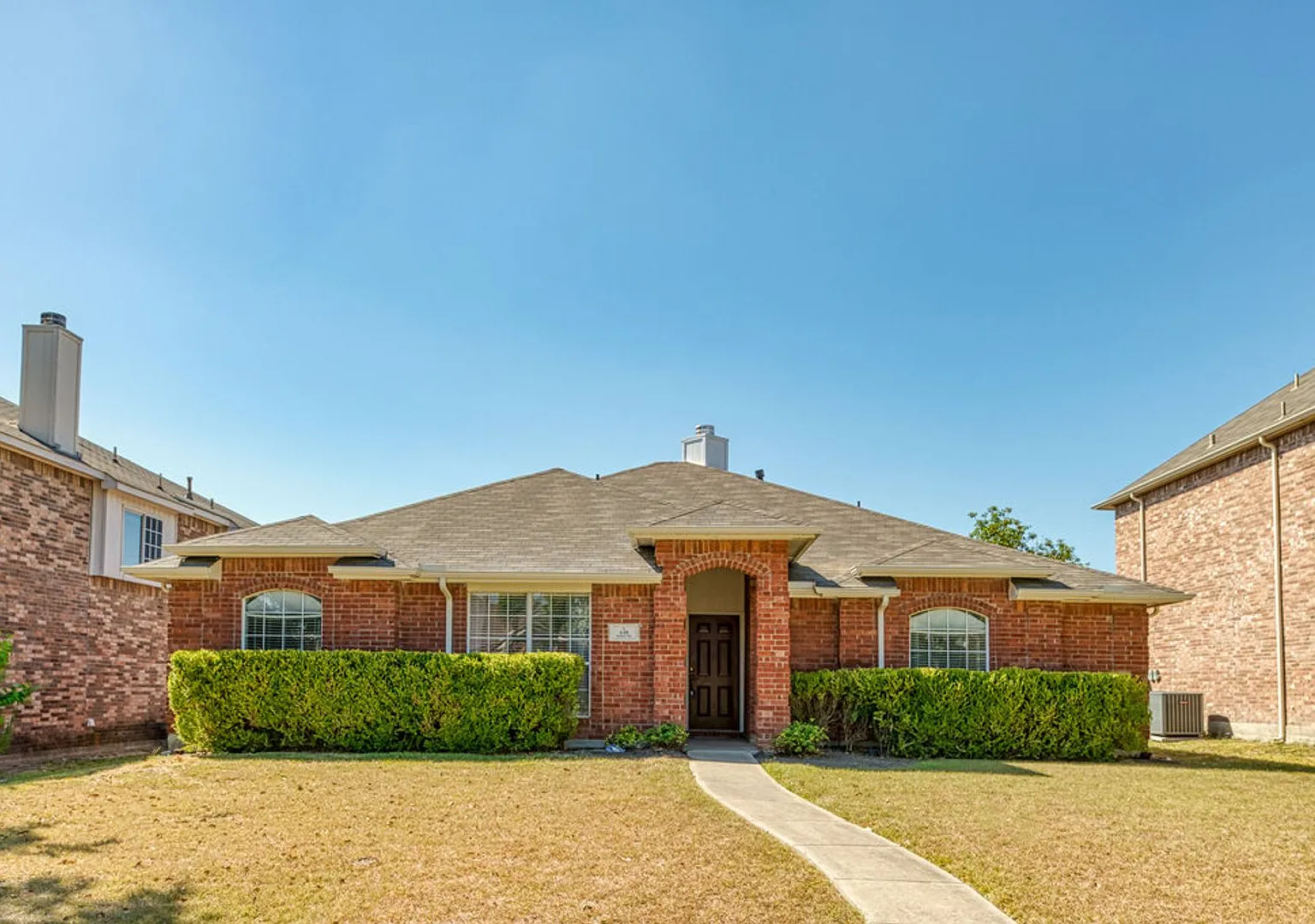 Available Now! Ready For Move In. — Photo 1