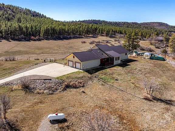 2nd image of 3511 County Road 502