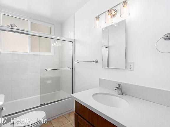 4th image of 1435 N Curson Ave APT 6