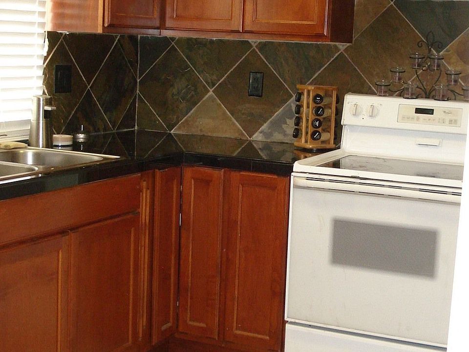 1st image of 6015 202nd St SW #13