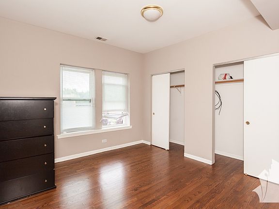 5th image of 2950 W Montrose Ave #3